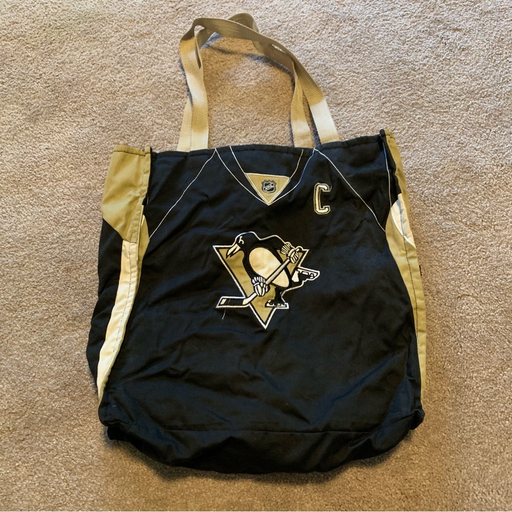 Pittsburgh Penguins Sidney Crosby tote bag